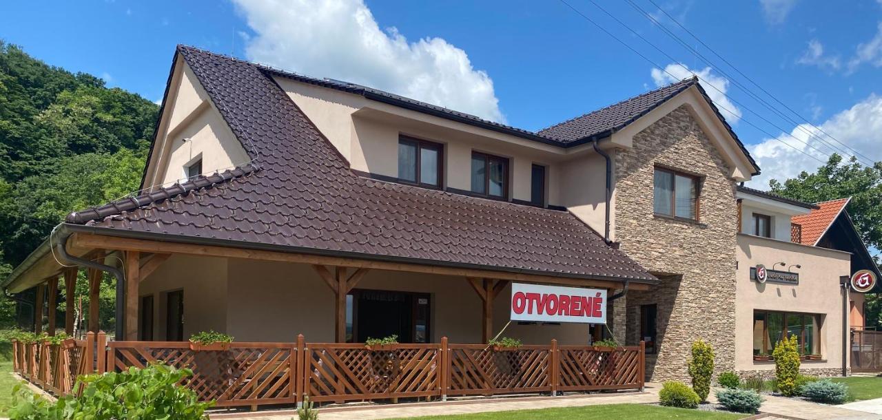 Hotel Penzion pod Tureckom Trenčianske Bohuslavice Exterior foto